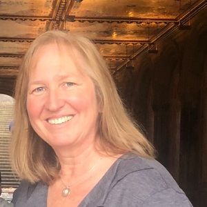 Meet your Posher, Christine